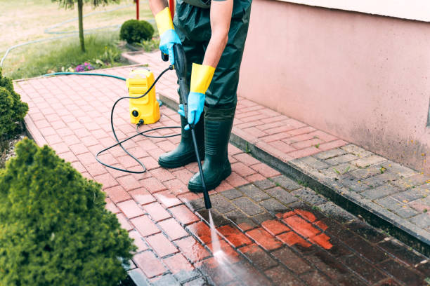 Best Parking Lot and Garage Cleaning  in Sinton, TX
